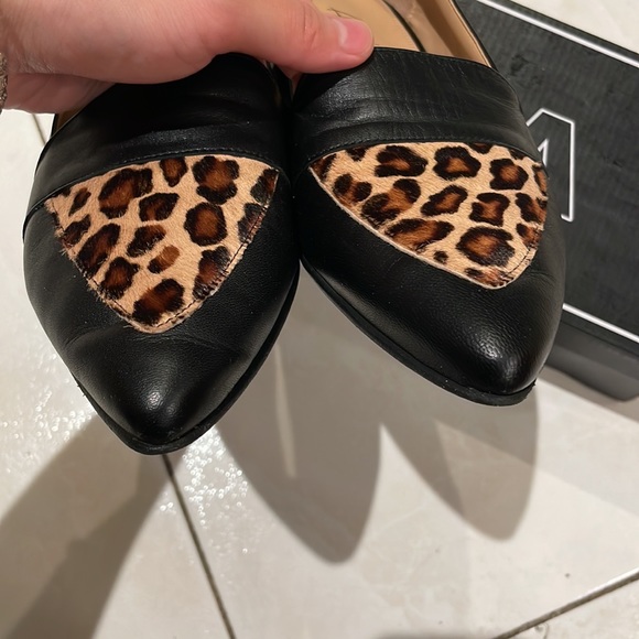 Leopard Print Black Mules - Picture 2 of 5